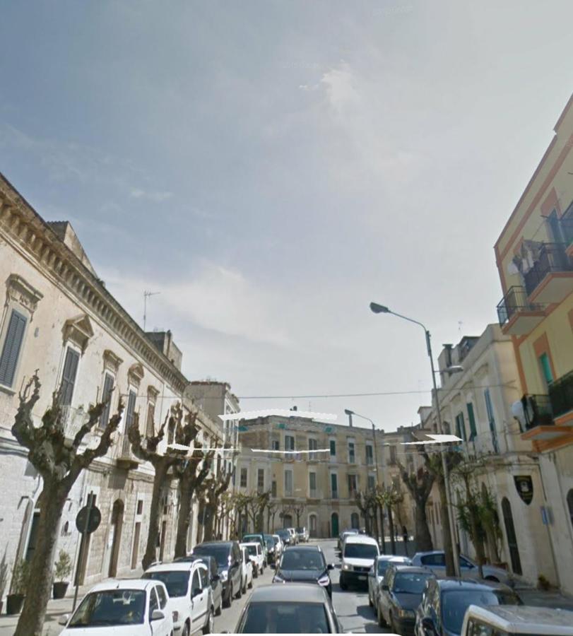 Affittacamere La Cattedrale Sul Mare Trani Bagian luar foto